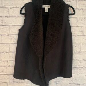 Workshop Republic Clothing Suede/ Knit Vest with Faux Fur Size Medium